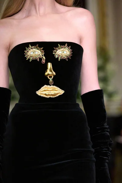 Look 90